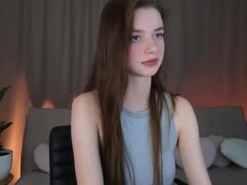 Kelsiwest • teen • 19y • Europe • public