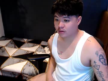 Live cam boy Kenhotline911, 25 yrs – Hot Male Cams