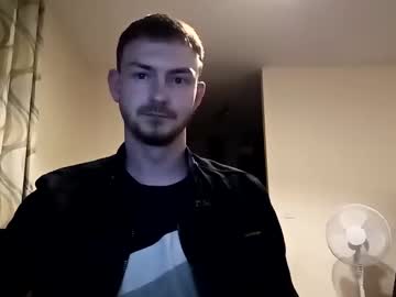 Kes 92 • nonude • 32y • The Countryside • public