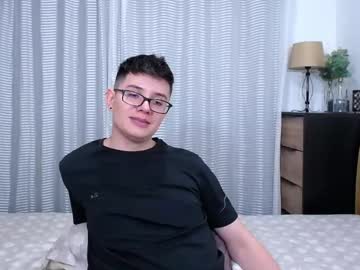 Kevinhunts live cam profile photo — HD — c2c — age 21 — FuckLand Paradise