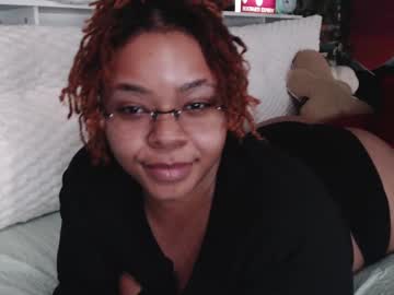 Khayaparker • bbw • 0y • ? • public