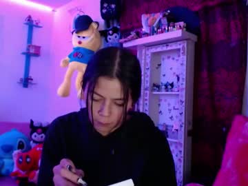 kiki_cams - Free Live Cam Model Online