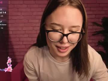 Kikimilkys • feet • 18y • Latvia • public