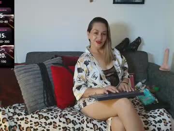 Kim Raver40 • bbw • 40y • Bogota D.C., Colombia • away