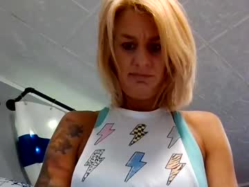 Kinkyash89 • titties • 35y • United States • public