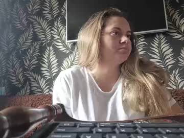 Live Milf Kissmelory – Hot Milf Cams