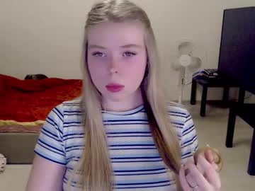 kitten_jenny01 - Live Cam Model Online on Ted's Cam Directory