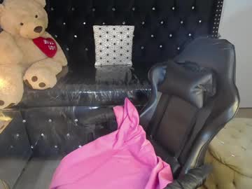 kitty_fox_b - Free Live Cam Model Online