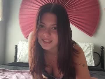 Kittycherries • bigboobs • 20y • United States • public