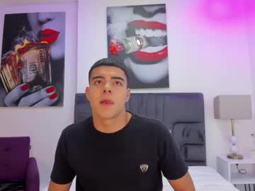 Live cam boy Kris_dolph – Hot Male Cams