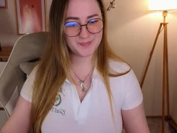 kriskinks - Free Live Cam Model Online