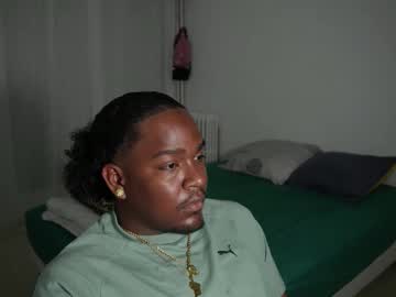 Kriss 97 • ebonydick • 0y • French Guiana • public