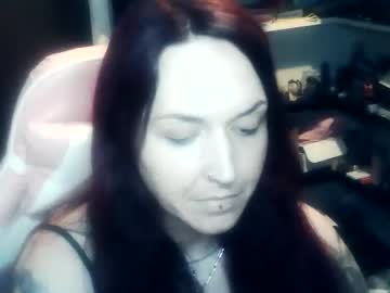 Live Milf Krystalwebss, 31 yrs – Hot Milf Cams