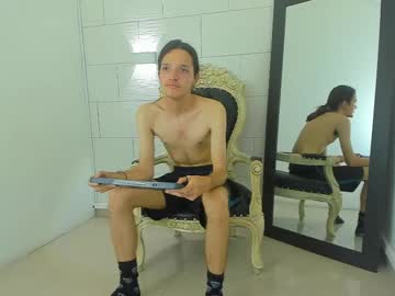 Live cam boy Kyle_hussey – Hot Male Cams