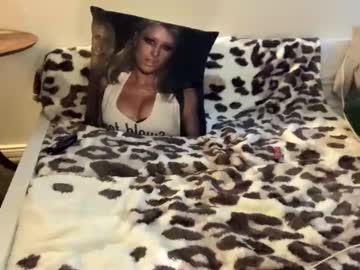 Kyliecult • doll • 0y • State of Berlin, Germany • public