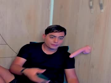 Kyng Alex5 • lovense • 21y • Mexico • public