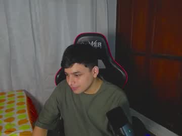 Live cam boy Lalo_dick, 23 yrs – Hot Male Cams