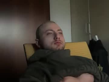 Largeitaliand • new • 26y • Italy • public