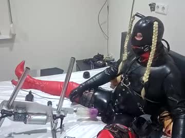 Latexboy1986 Offline