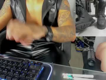 Live cam boy Latin_lover2005 – Hot Male Cams