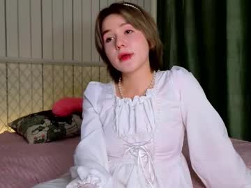 Launakohan • bigass • 18y • From above • public