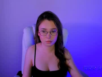 laura_benson - Live Cam Model Online on Ted's Cam Directory
