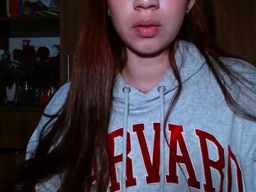 Leanaalhub • nonude • 0y • is a secret • public