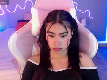 Leany_vasquez • blowjob18y • cali, Colombia • public