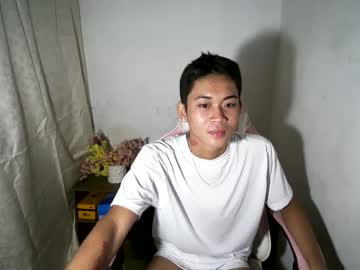 Live cam boy Leemoreno18, 19 yrs – Hot Male Cams