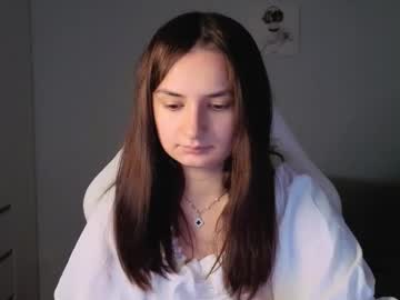 Lelia Vibe • shy • 20y • ? ?? ? ?? ? • public