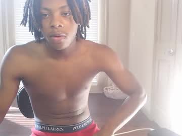 Live cam boy Leomalonee, 20 yrs – Hot Male Cams