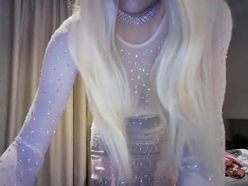 Lexibellakiki • trans • 40y • Anglo • public