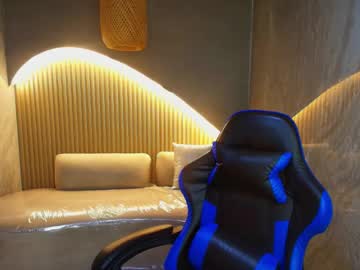 Live cam boy Lia_kiss_r, 18 yrs – Hot Male Cams