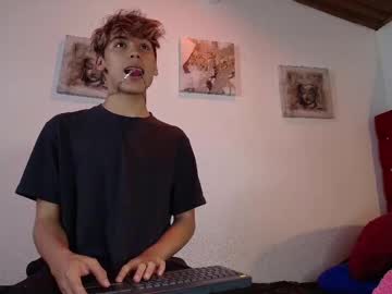 Live cam boy Liam_nom, 18 yrs – Hot Male Cams