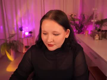 Lila Hana • 18 • 18y • Czech • public