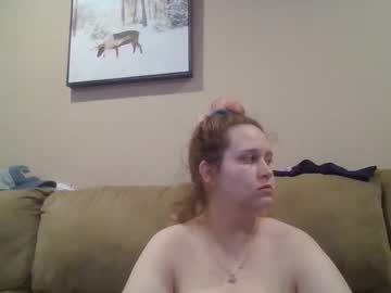 Lilfreakbbw • smoke25y • new york, United States • public