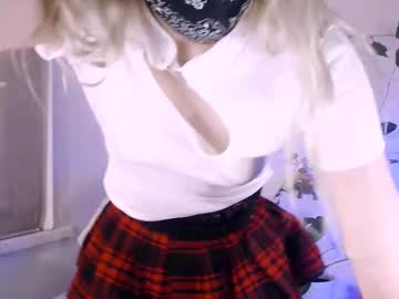 lilgangsta2002 - Live Cam Model Online on Ted's Cam Directory
