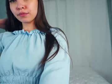 Lilianapippens • feet18y • paradise • public