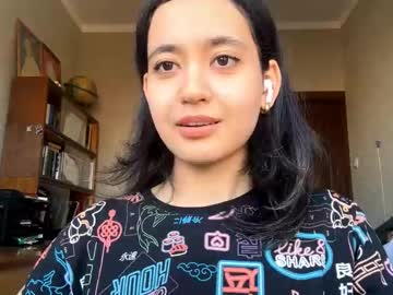 Lillieborbon • teen • 20y • Try to guess! • public