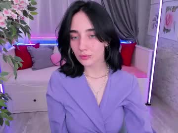 Lilymyerss • skinny • 0y • Lithuania • public