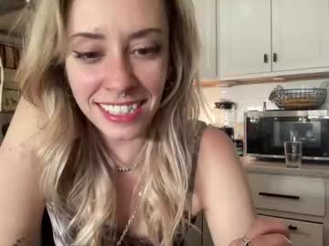 Lilysirenblue • fishnets • United States • public