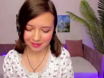 Lina Brownie • nonude • 19y • Twin peaks ? • public