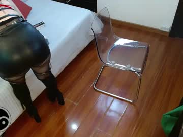 Lincebdsm • christmas • 35y • Here CB • public