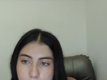 Linda 678 • latina • 18y • tu corazon • public