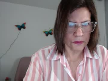 Live cam performer linda_hanna1977 (mature,  new,  natural,  bigass,  pantyhose) – profile photo, streaming now