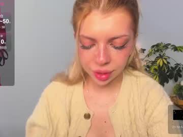 Lindacrystalofc • ahegao • 20y • Planet of love • public