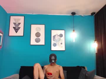 Live cam boy Littlemax_ – Hot Gay Cams