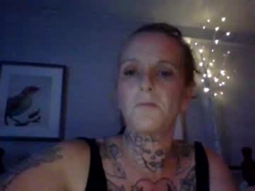 Littlemisstaken • footfetish • 0y • California, United States • public