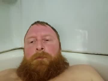 Longshlong54321 • daddy • 40y • USA • public