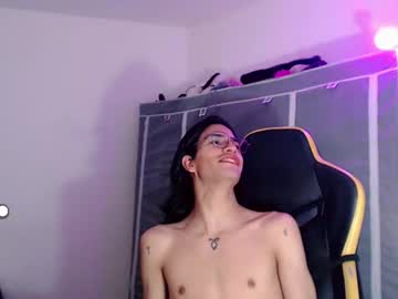 Live cam boy Lord_velion, 20 yrs – Hot Male Cams